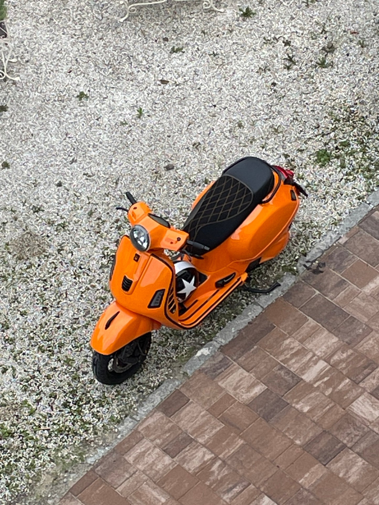 Vespa GTS 300 "GARFIELD"
