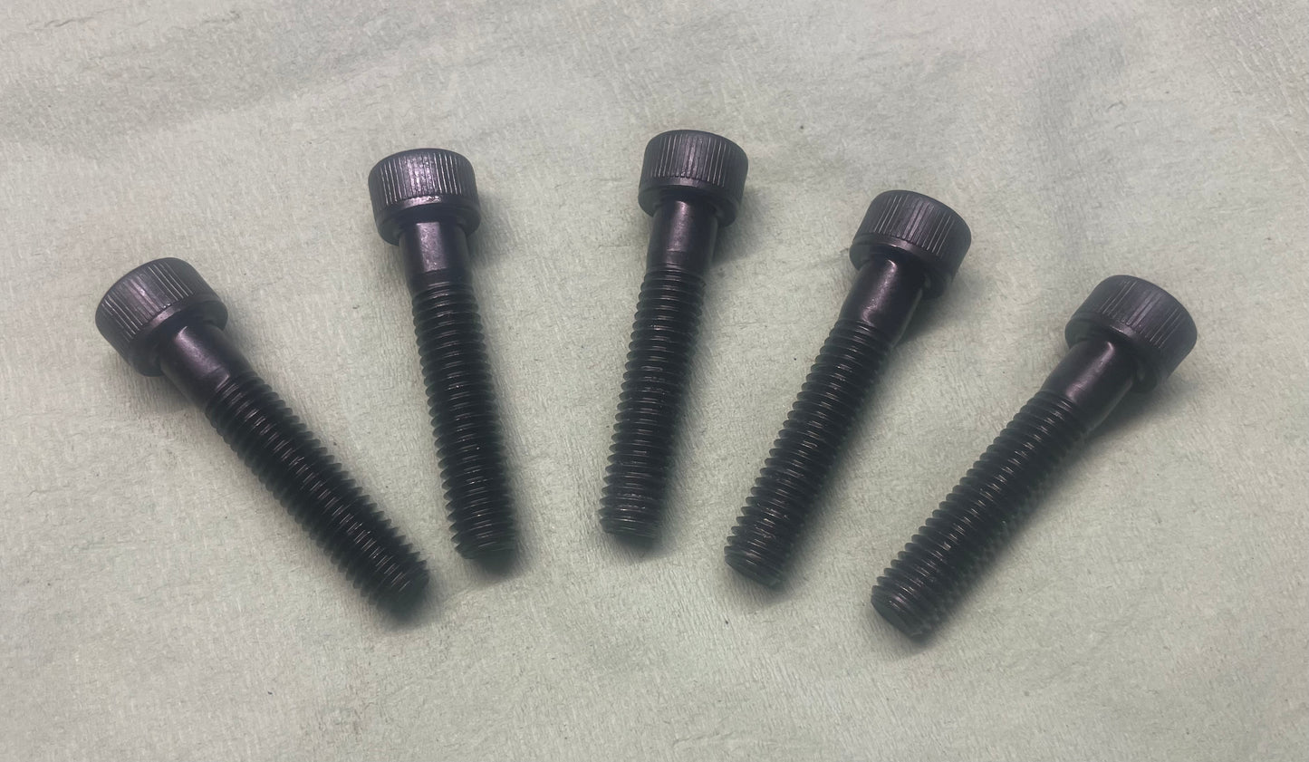 Schrauben für Felge, M8x40 12.9 Stahl, schwarz pulverbeschichtet