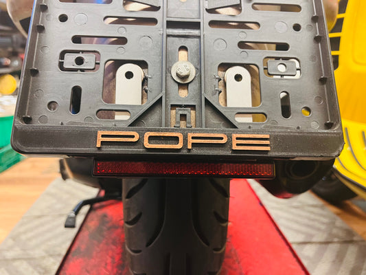 Schmaler Rückstrahler für Vespa GTS/GTS Super/GTV/GT 60/GT/GTL